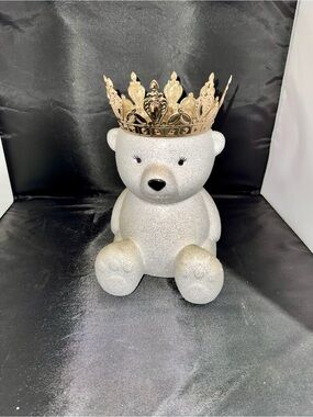 Bath & Body Works Royal Polar Bear 3-Wick Candle Holder White Glitter Pedestal